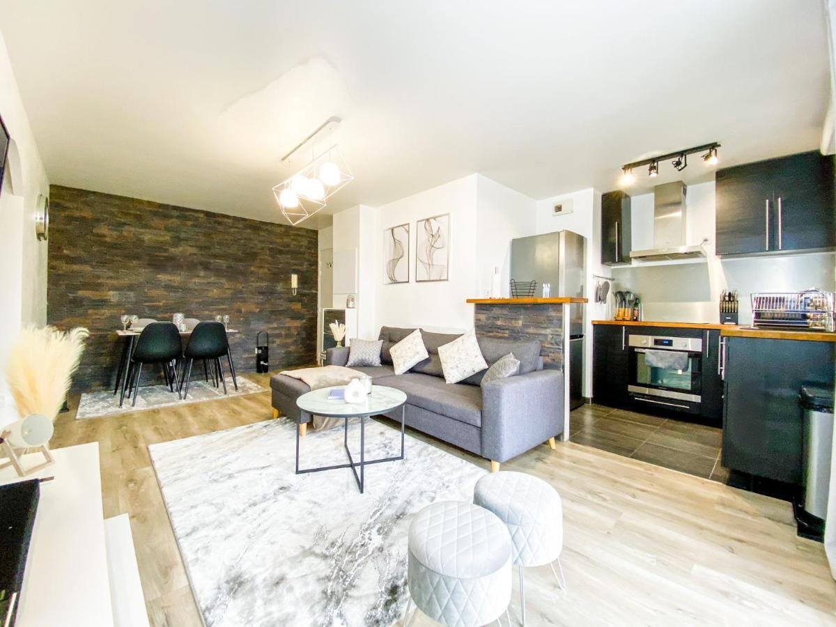 Apartamento The Grey House - Parking - Piscine - Rer A 6 Min Bussy-Saint-Georges Exterior foto